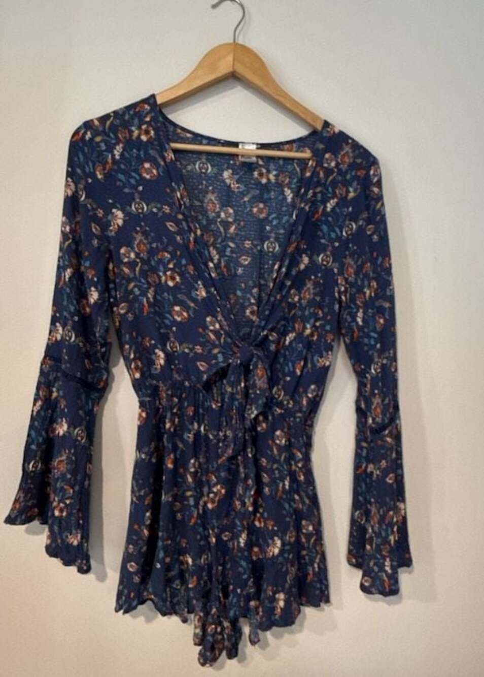 Heavenly Craft Dressing Souls Floral Bell Sleeve Romper